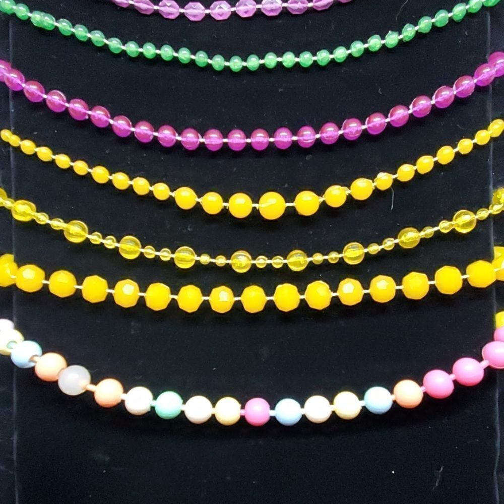 Bundle of 9 Girls Necklaces - Picture 2 of 3